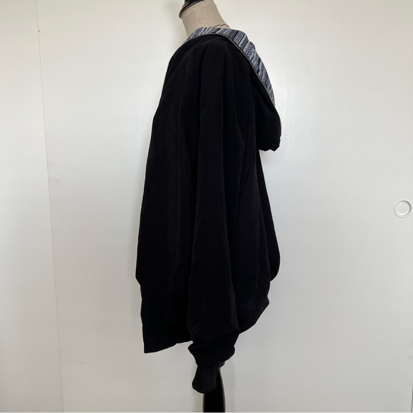 DJT black zip up jacket - Picture 14 of 16